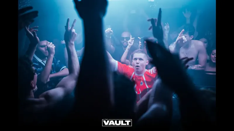 Morgan Seatree live at The Vault